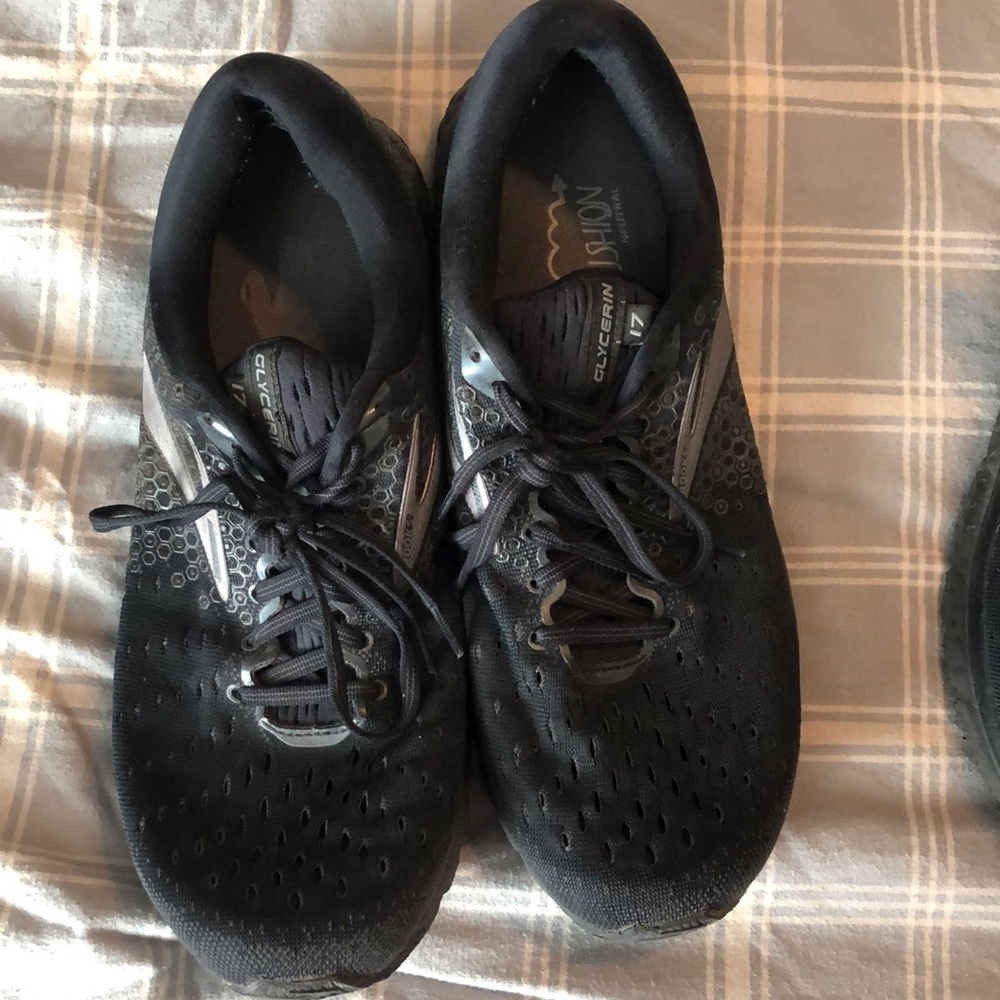 BROOKS GLYCERIN 17